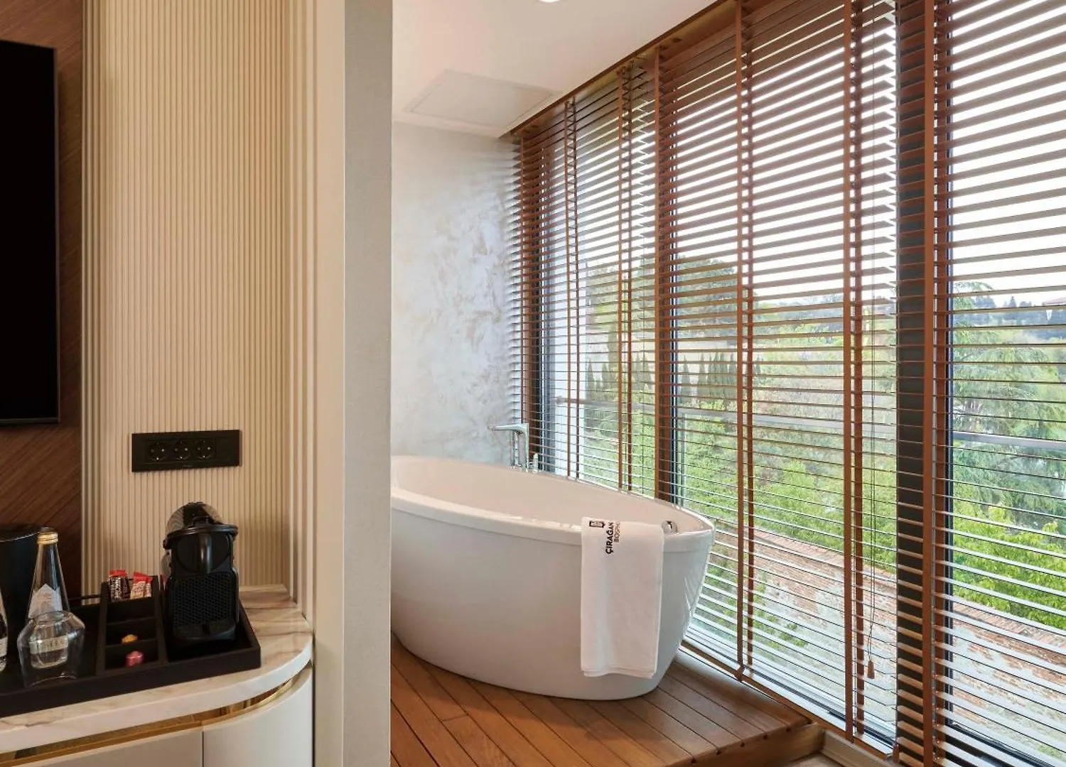 ****  Ciragan Hotel Bosphorus Istanbul Turkey