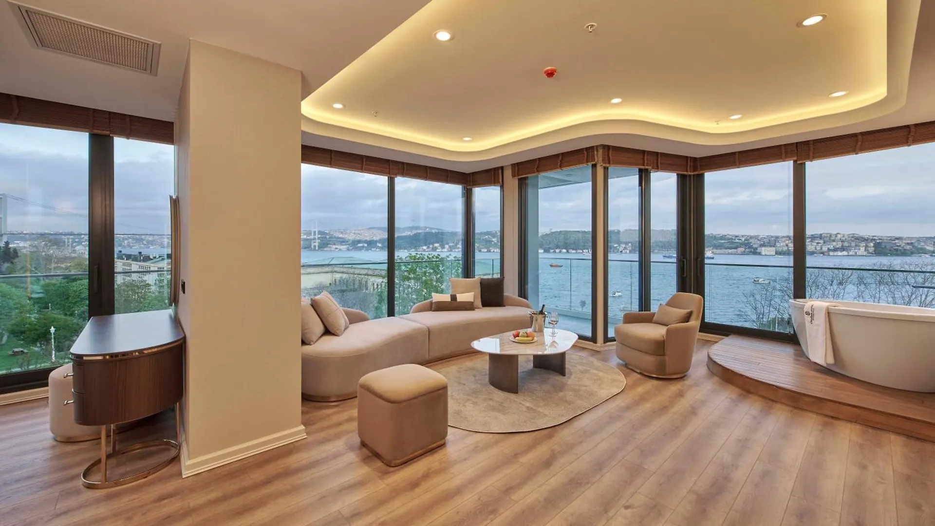 Ciragan Hotel Bosphorus Κωνσταντινούπολη 4*,  Τουρκία